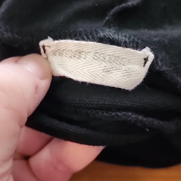 Twenty Second black hoodie with arm cutouts 1X - Picture 9 of 11